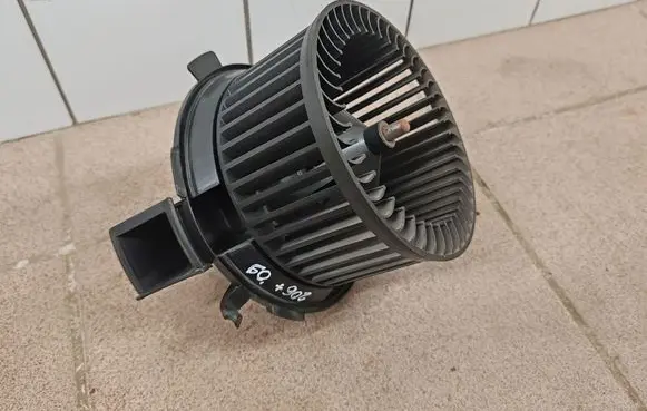 Peugeot 206+ Heater fan/blower 55767