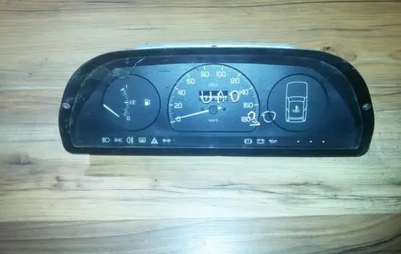 Fiat Uno Speedometer (instrument cluster) 6046030020 604601119