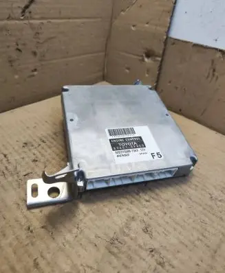 Toyota Corolla Verso E121 Engine control unit/module 896610F050 2750007363 MB2750007363