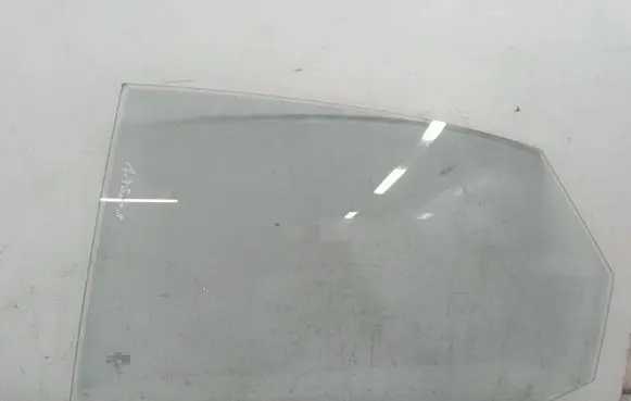 Rear door window glass