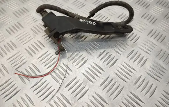 Headlight/headlamp level sensor