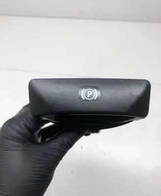 Mercedes-Benz C W204 Hand brake release handle A2044200177