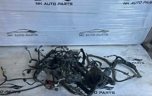 Toyota Auris E180 Engine installation wiring loom 821160Z 82123