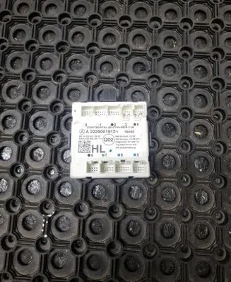 Mercedes-Benz C W205 Door control unit/module A2C7452870700 A2229015803 A2229001912