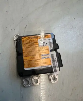 Infiniti Q50 Airbag control unit/module 988204GP0A