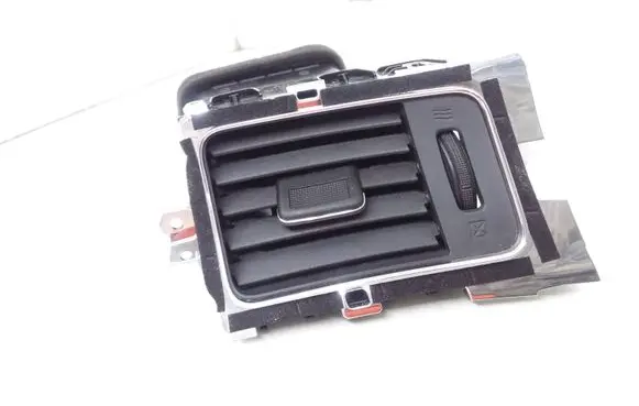 Nissan Pulsar Dashboard side air vent grill/cover trim 387613zlia