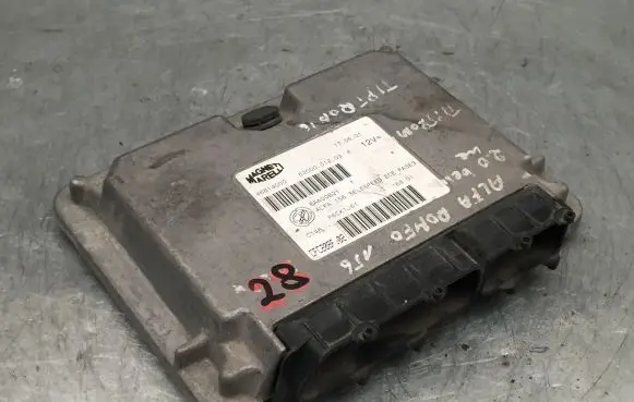 Alfa Romeo 156 Engine control unit/module 46814000 CFC208F.02 6200001203