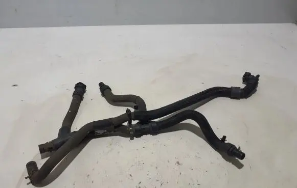 Renault Master III Engine coolant pipe/hose 924102546R