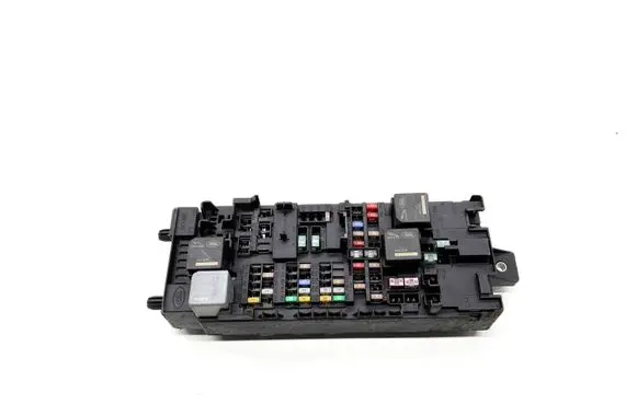 Land Rover Range Rover Sport L494 Fuse module HPLA14A073BC
