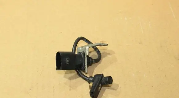 BMW X5 E53 Crankshaft position sensor 0281002