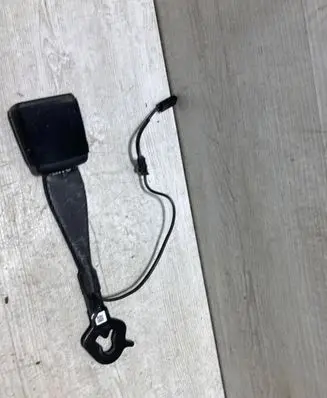 Audi A4 S4 B9 Front seatbelt buckle 4M0857755E