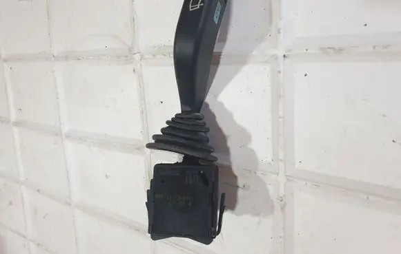 Opel Corsa C Wiper control stalk 09185417