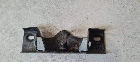 Volvo XC90 Loading door lock loop/hook striker 30674768