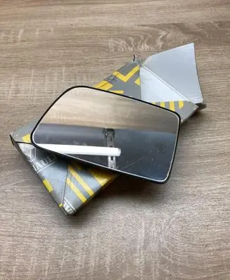 Renault Rapid Wing mirror glass 7701367130 526214