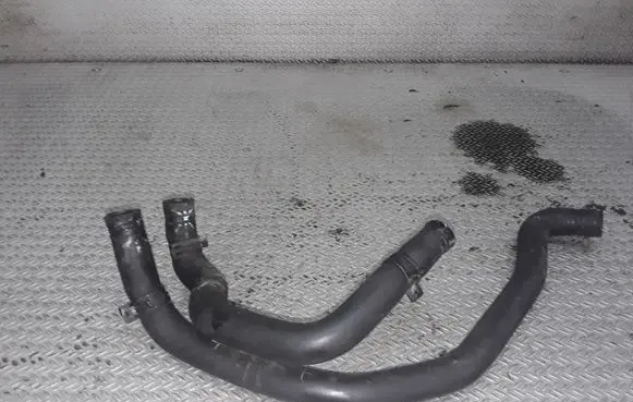 Volkswagen Golf IV Engine coolant pipe/hose