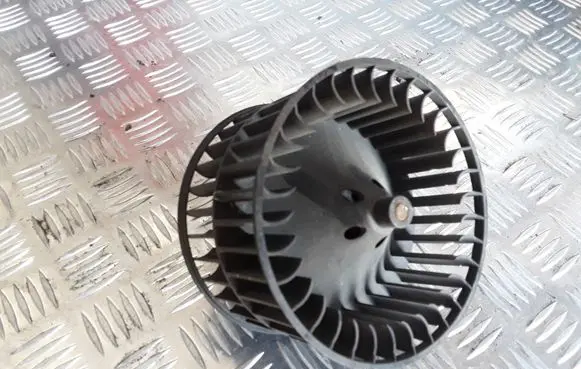Renault Espace III Heater fan/blower 0130063506