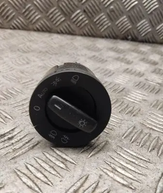 Light switch