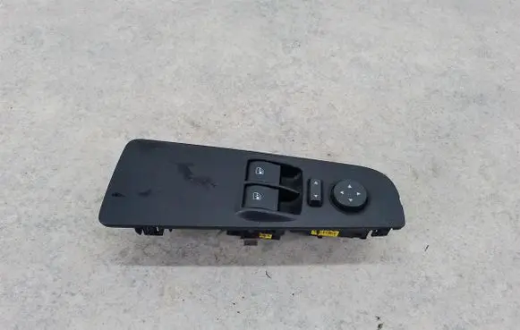 Fiat Bravo Quarter vent window switch 