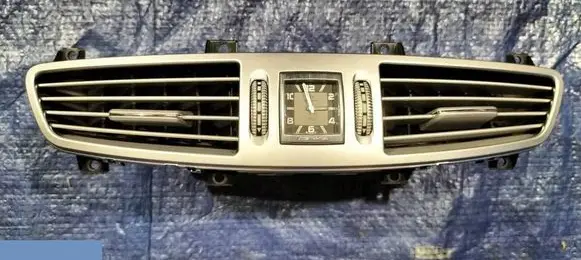 Mercedes-Benz CL C216 Clock A2218270470 A2168300554