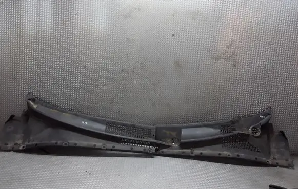 KIA Sorento Wiper trim 861513E000