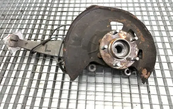 Infiniti Q50 Front wheel hub spindle knuckle 