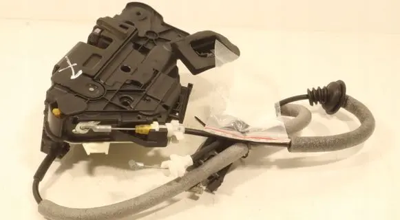Skoda Rapid (NH) Front door lock 5E1837015