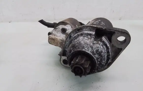 Volkswagen Golf IV Starter motor