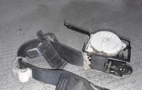 Toyota Avensis T250 Rear seatbelt 7329705010