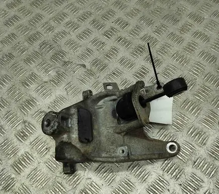 Audi A4 S4 B9 8W Engine mounting bracket 4M0199308AD