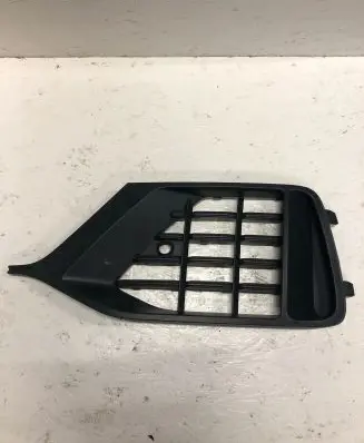 Audi Q8 Intercooler air guide/duct channel 4M8807681B