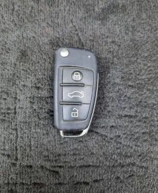 Audi A4 S4 B7 8E 8H Ignition lock 8E0837220Q