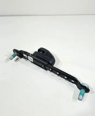 Chrysler Pacifica Seat belt adjustment rail 5LA64DX9AB