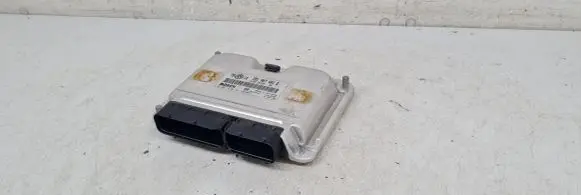 Volkswagen PASSAT B5 Engine control unit/module 3B1907401B