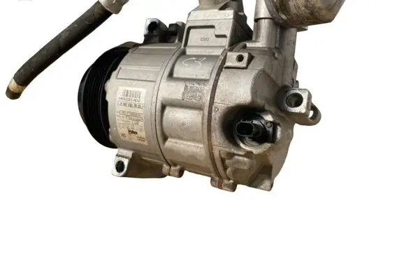 Mercedes-Benz C W204 Air conditioning (A/C) compressor (pump) A0008307800 Z0006615G 3043494220