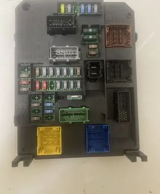 Peugeot 508 Fuse module A2C53383165