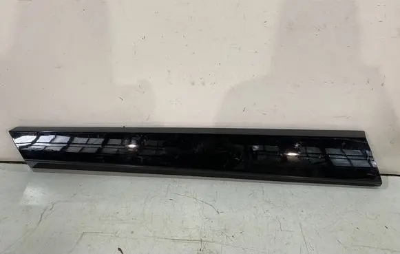 Nissan Ariya Front door trim (molding) 808775MP5A 808715MP5A