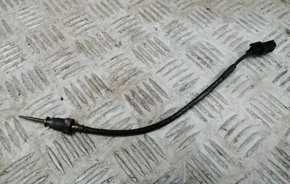 Mercedes-Benz A W176 Exhaust gas temperature sensor