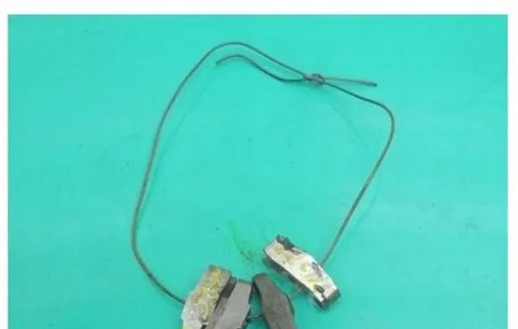 Mercedes-Benz Vito Viano W638 Fuel Injector clamp holder
