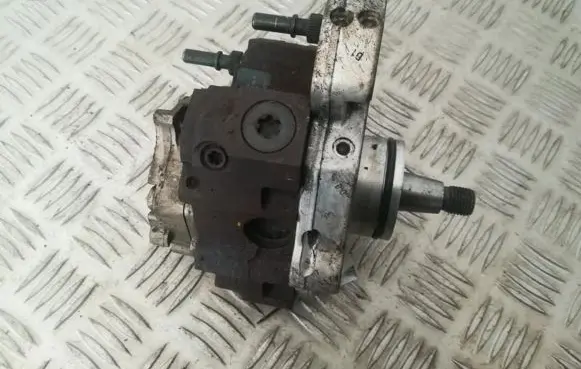 Renault Laguna II Fuel injection high pressure pump 0445010033 8200170377
