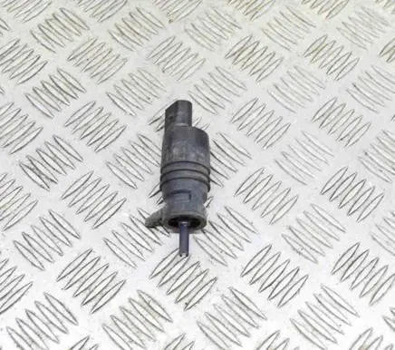 Mercedes-Benz E W212 Windscreen/windshield washer pump A2218690121 3028232