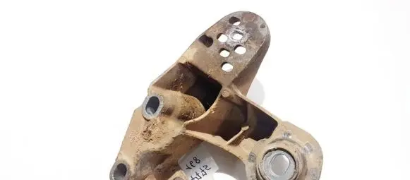 Volkswagen PASSAT B5 Engine mounting bracket 4b0199351b