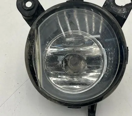 Toyota Corolla E120 E130 Front fog light 89203812 8122002090