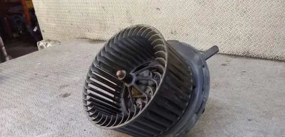 Volkswagen Jetta V Heater fan/blower 1K1819015