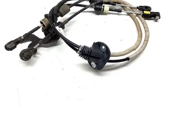 Gear shift cable linkage