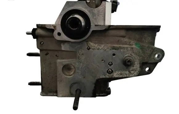 Renault Megane I Engine head 038703373R