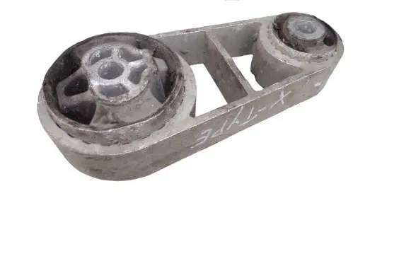 Jaguar X-Type Engine mount bracket