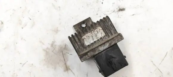 Glow plug pre-heat relay