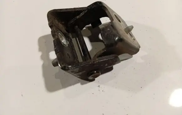 Citroen C5 Front door upper hinge