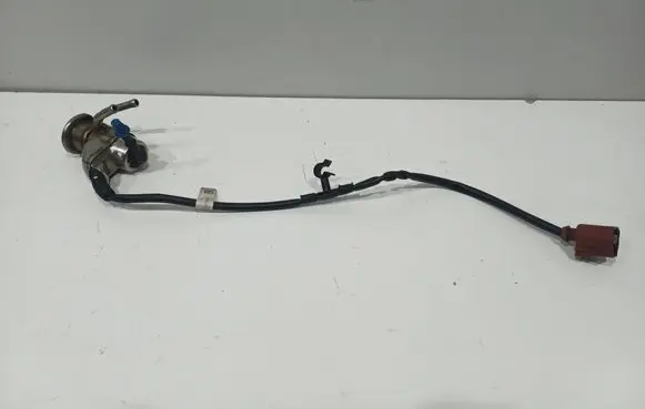 Volkswagen Passat Alltrack AdBlue injector 04L131113K 8K0973702