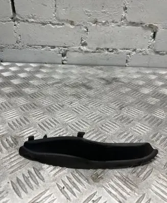 Fender mounting bracket